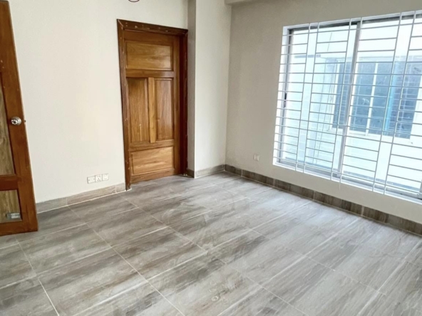 Flat for sale in Bashundhara R/A